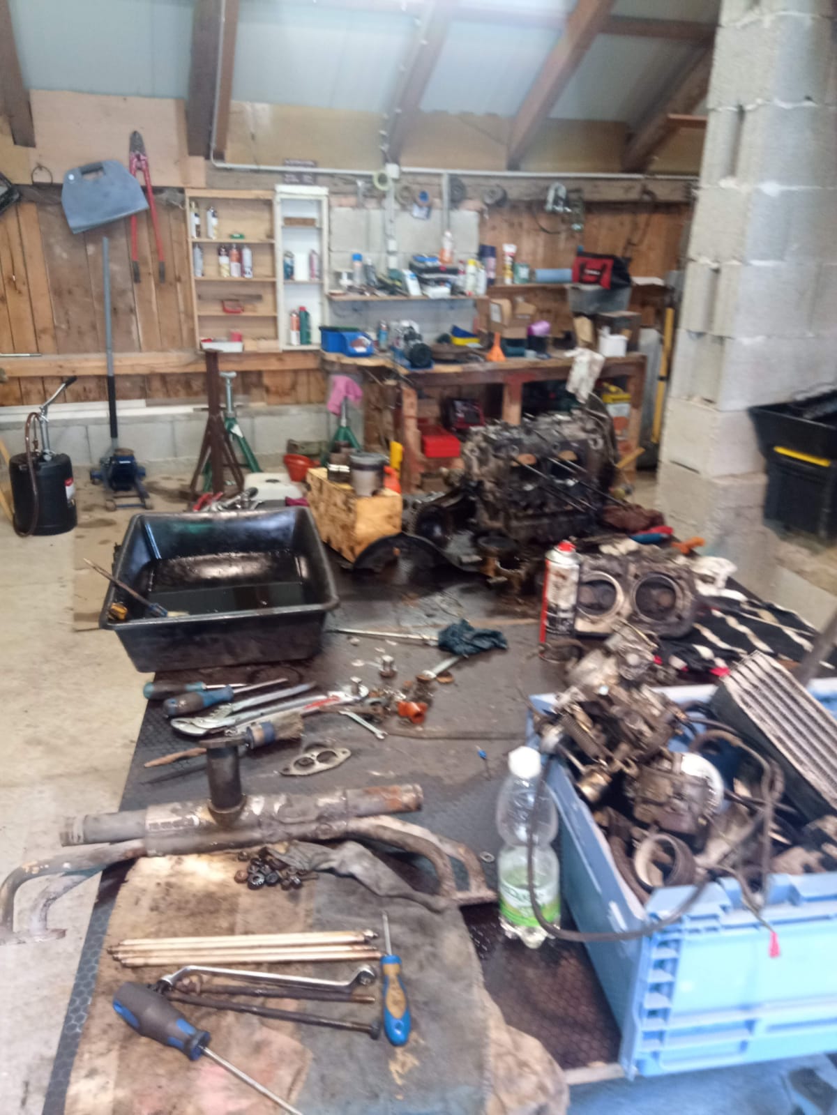 Motor zerlegt und gereinigt